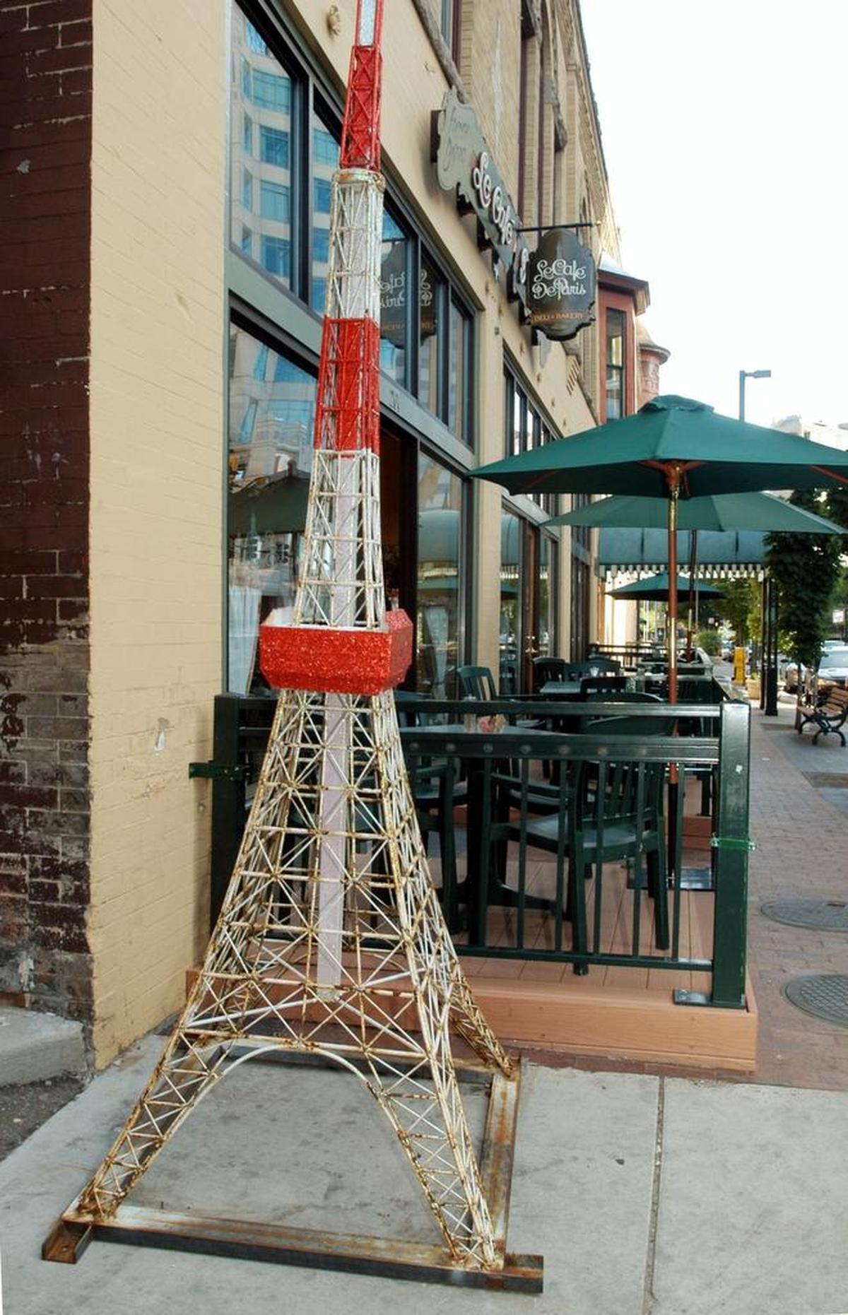 This Eiffel Tower added a bit more French ambiance to Le Café de Paris. The tower’s whereabouts now is a mystery.