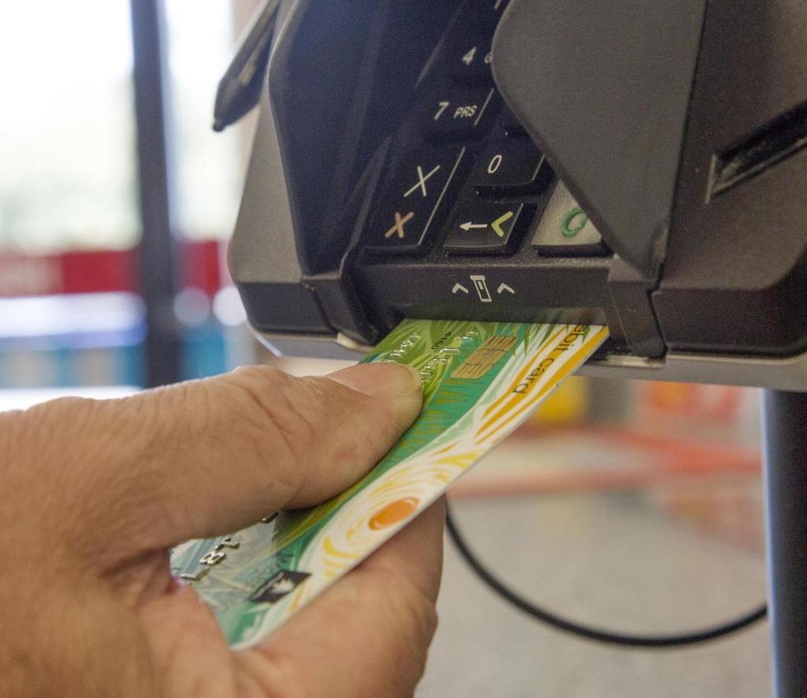 Idaho residents are torn between cash and credit card payments.