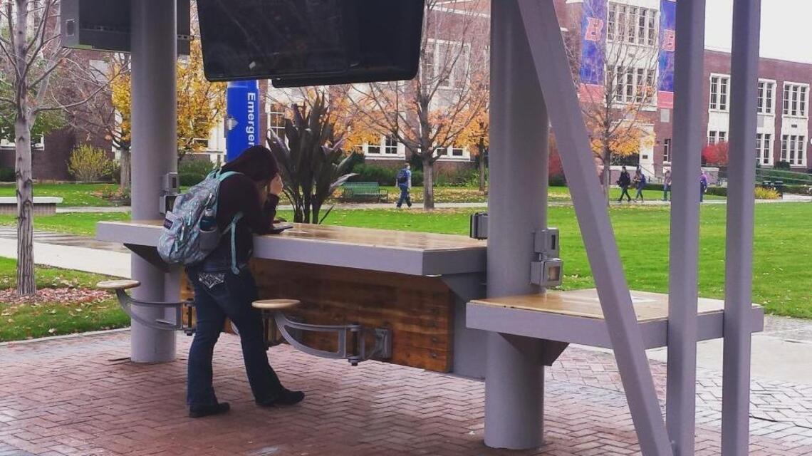 Boise State unveils solar charging station for devices