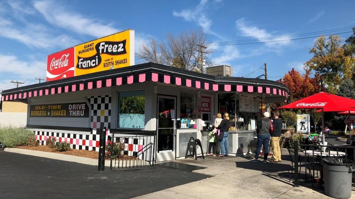 Owners of the iconic drive-thru Fanci Freez on State Street in Downtown Boise will open a second, larger location in Meridian in spring 2018.