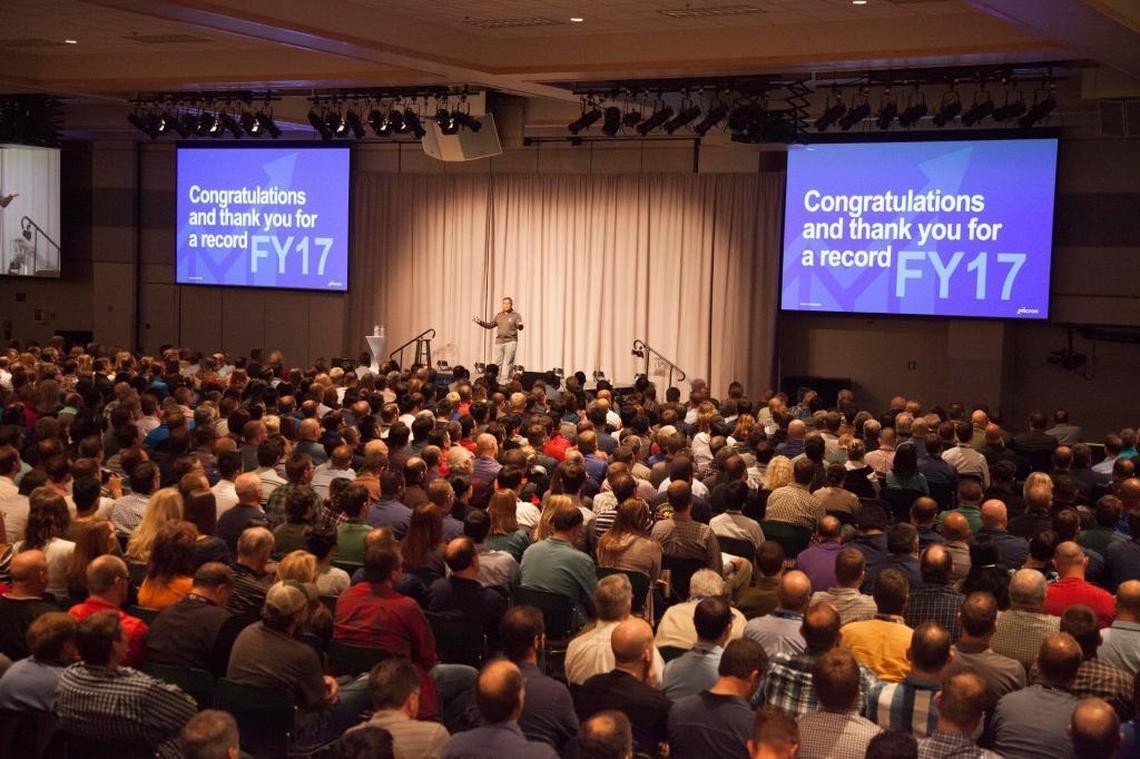 CEO Sanjay Mehrotra met with Boise employees Oct. 17 to express appreciation for work that led to a profitable fiscal 2017 and to update them on company initiatives.