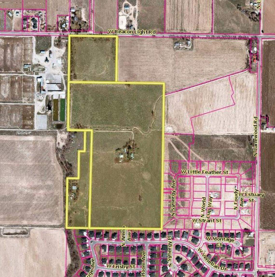 Eagle developer Steve Hart’s proposed Stags Crossing subdivision would border Beacon Light Road on the north. To the east is Lanewood Road.