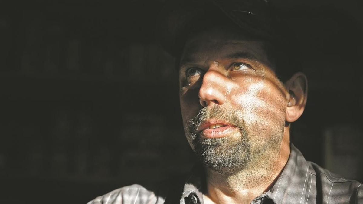 Jason Steinke, 43, at his home in Idaho Falls. His wife, Jenny, died in September at age 36 from an asthma attack after her condition had gone untreated for years because she couldn’t afford health insurance.