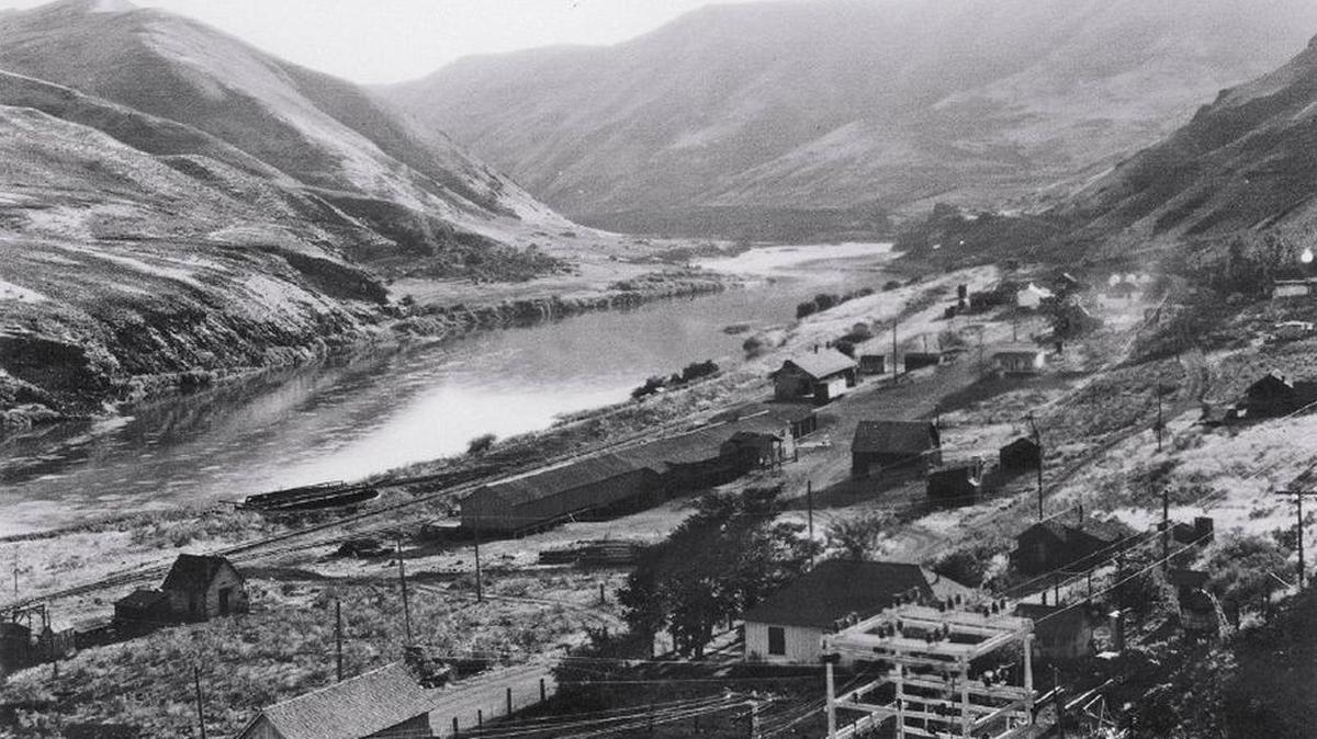 An early photo of Robinette, probably in the late 1930s.