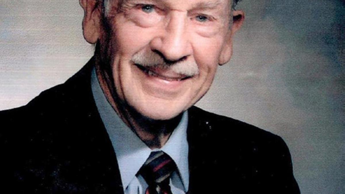 Earl Chandler