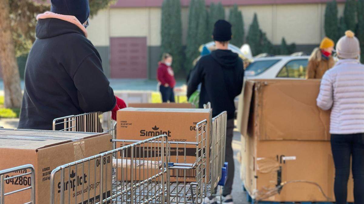 Donate to St. Vincent de Paul’s food box program to help Ada County families and individuals in need enjoy a Thanksgiving dinner. Last year, the program provided meals to nearly 12,000 individuals.