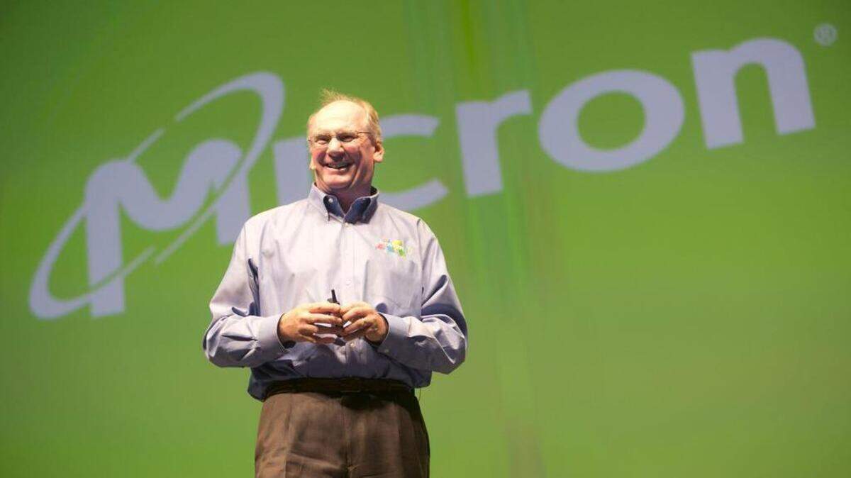 Micron Technology, Inc. CEO Mark Durcan addresses a large crowd at Taco Bell Arena during the "M Power '14" event for Micron employees.