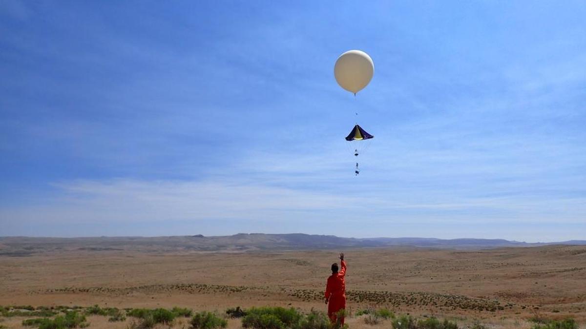 This is what the missing balloon and equipment look like.