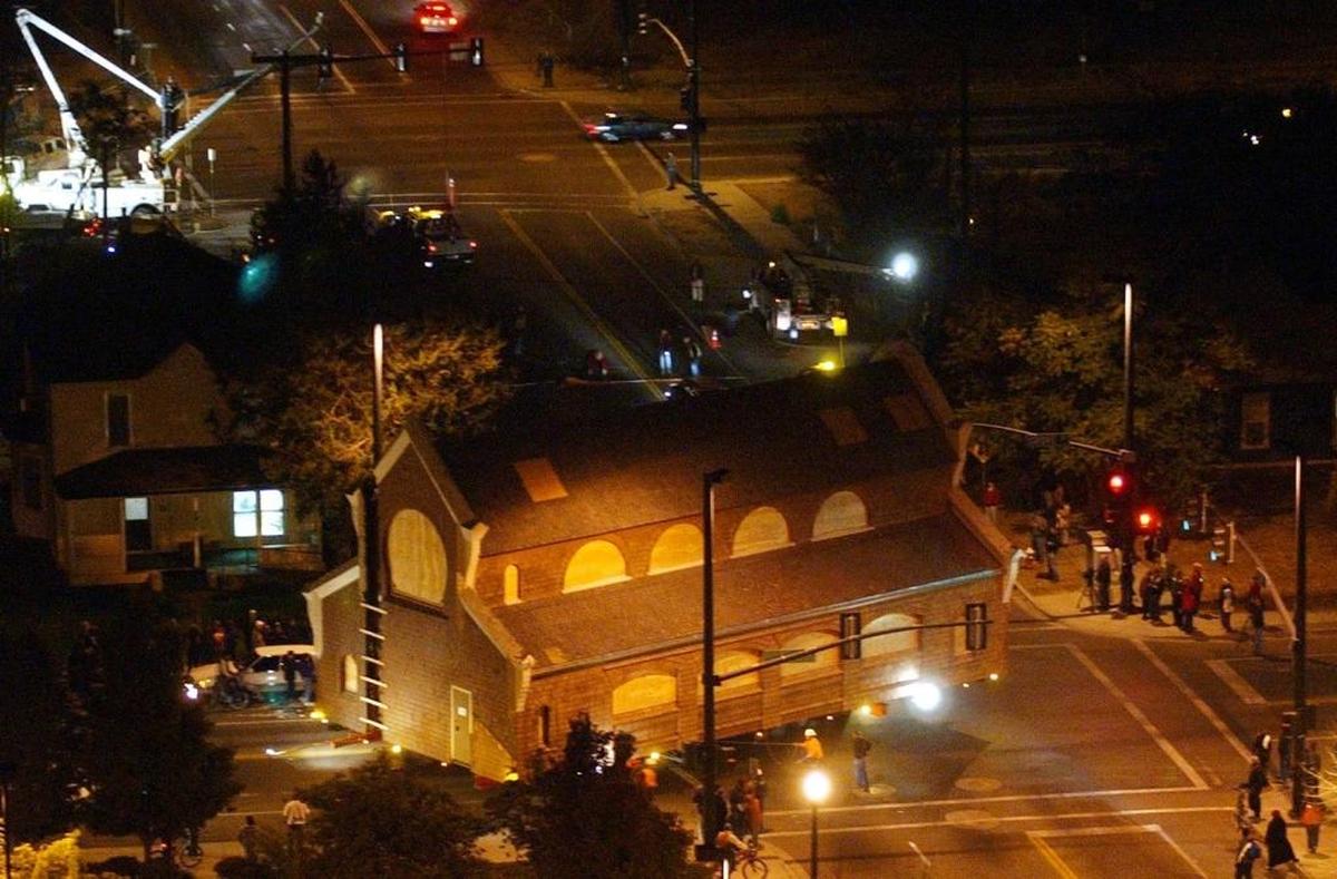 The Congregation Ahavath Beth Israel synagogue, pictured here at Grove and 13th streets, during its late-night move in 2003.