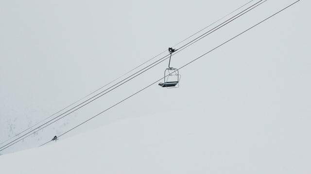 Lucky skiers witnessed an exceptionally rare “snownado” — a snow devil — twirling across a Colorado ski slope, TikTok video shows.