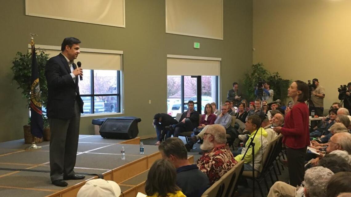 Labrador schedules two more town halls in north Idaho