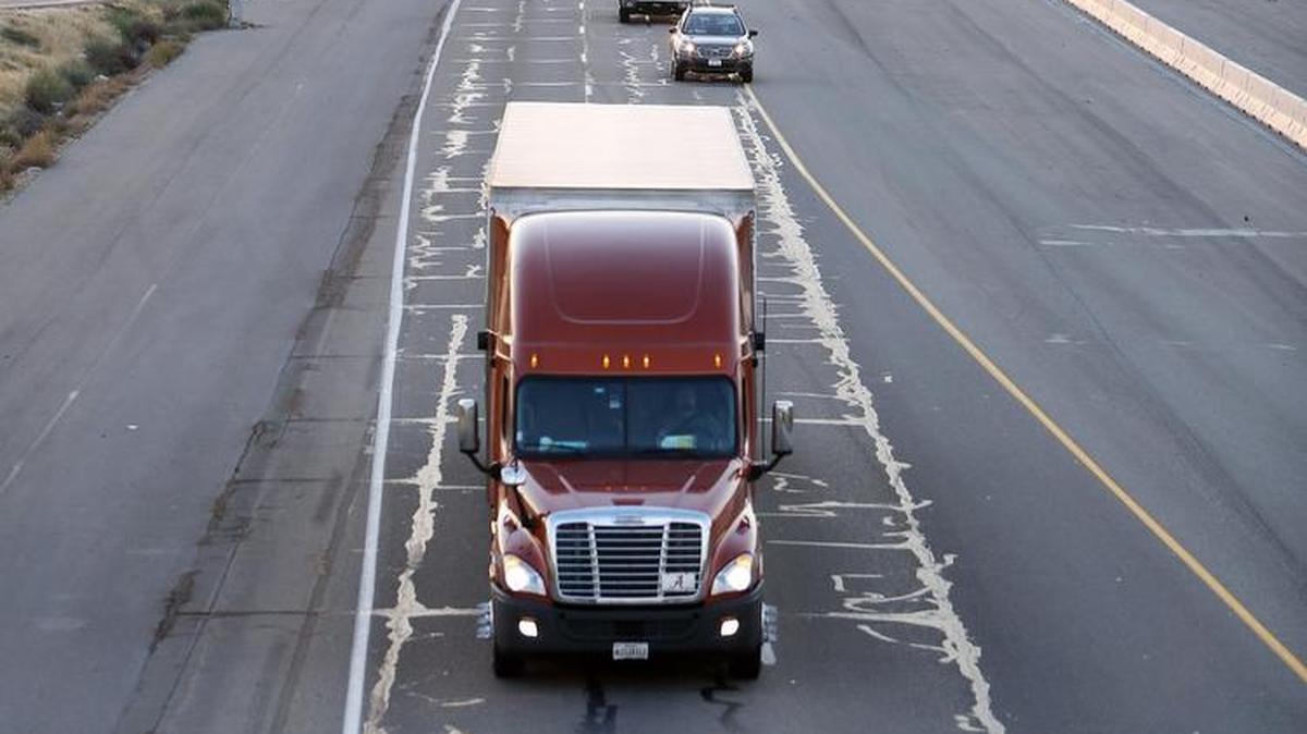 One of the issues the Legislature has to address before it adjourns as early as this week: What to do get more money for state highways, especially Interstate 84 in Canyon County.