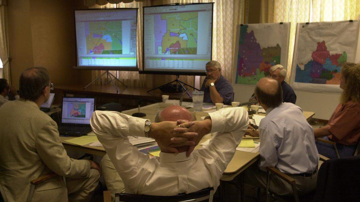 Idaho’s first citizen redistricting panel meets in August 2001 in this file photo.
