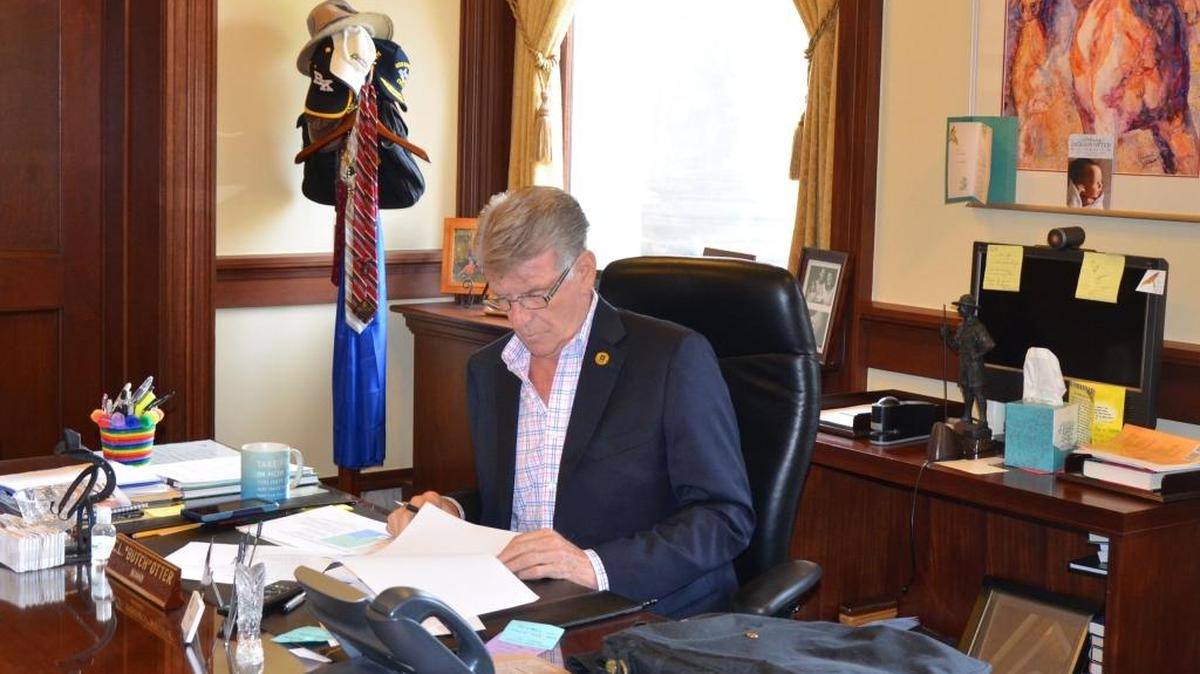 This photo of Gov. Butch Otter visiting his office was posted to his official Facebook and Twitter accounts Wednesday afternoon.