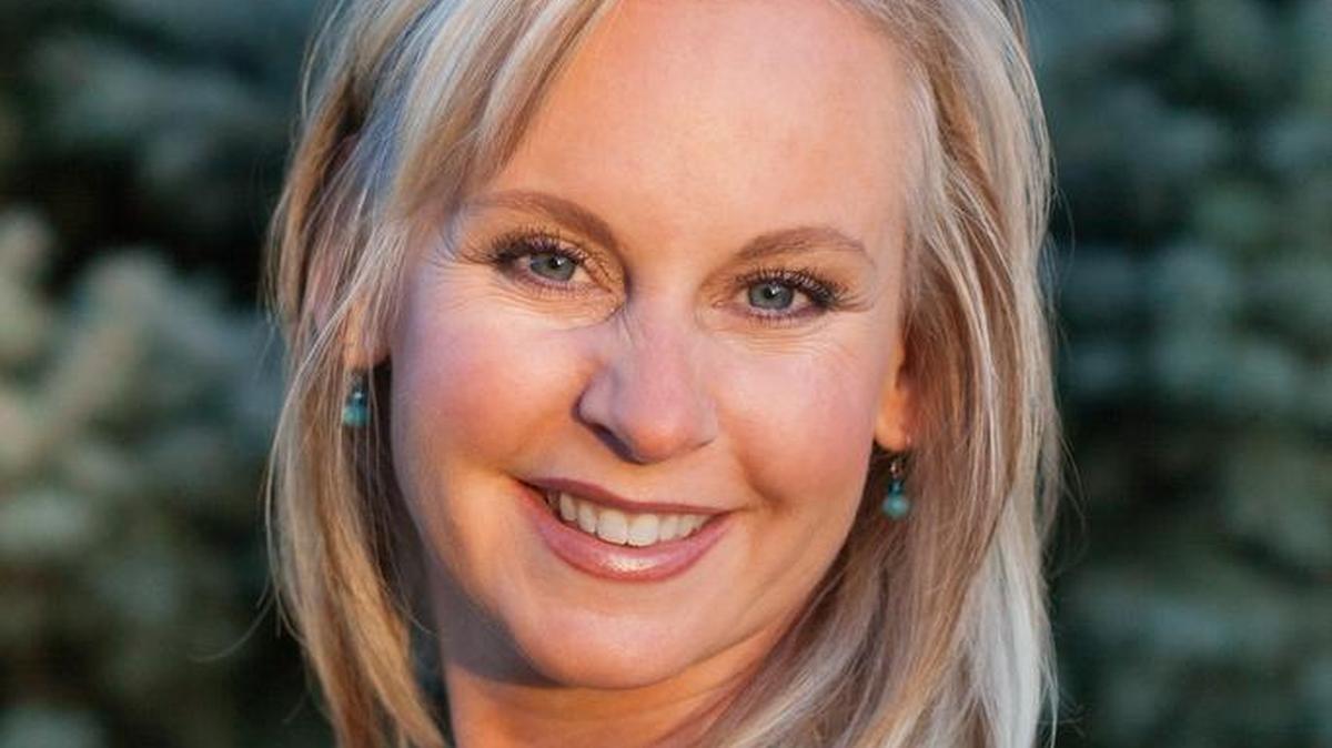 Christine Stoll