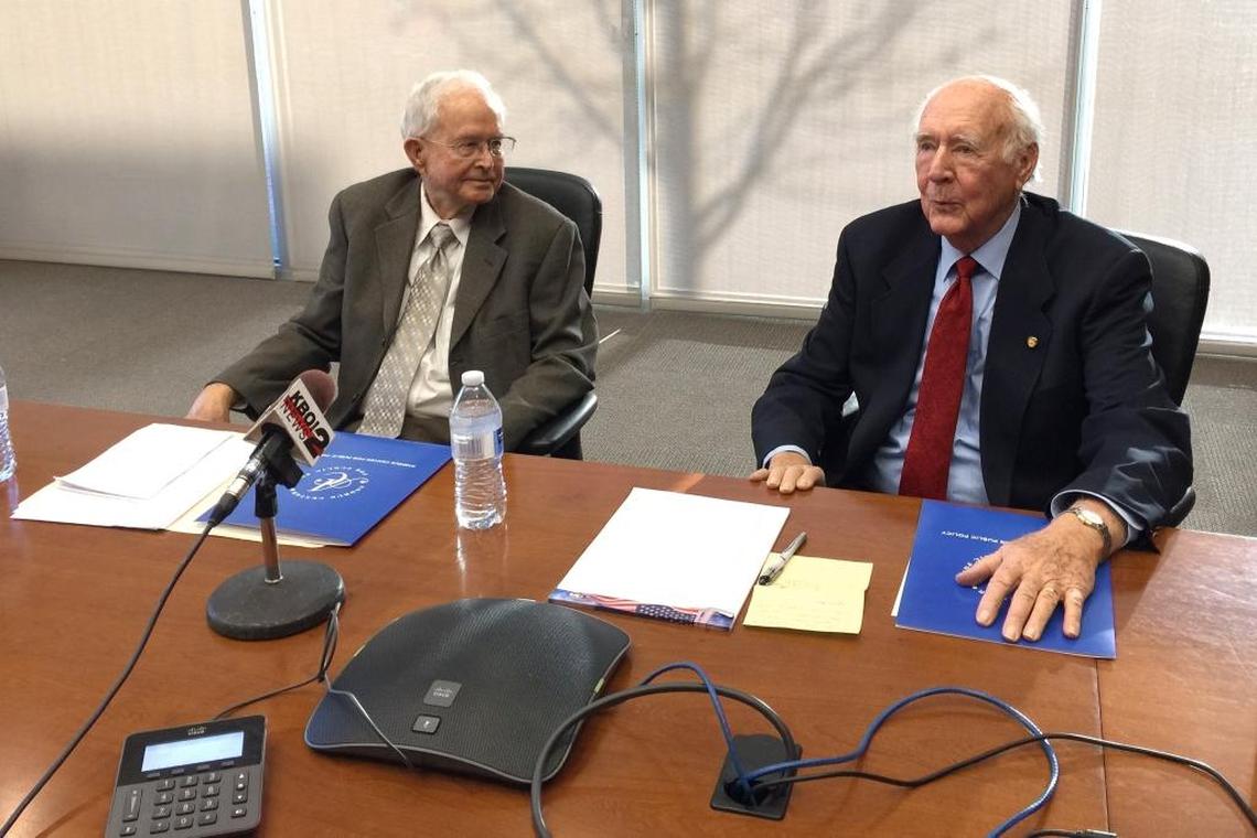 Former Idaho Govs. Phil Batt, left, and Cecil Andrus in 2015 at a press conference to protest a proposal to bring spent nuclear fuel rods to the Idaho National Laboratory for research.