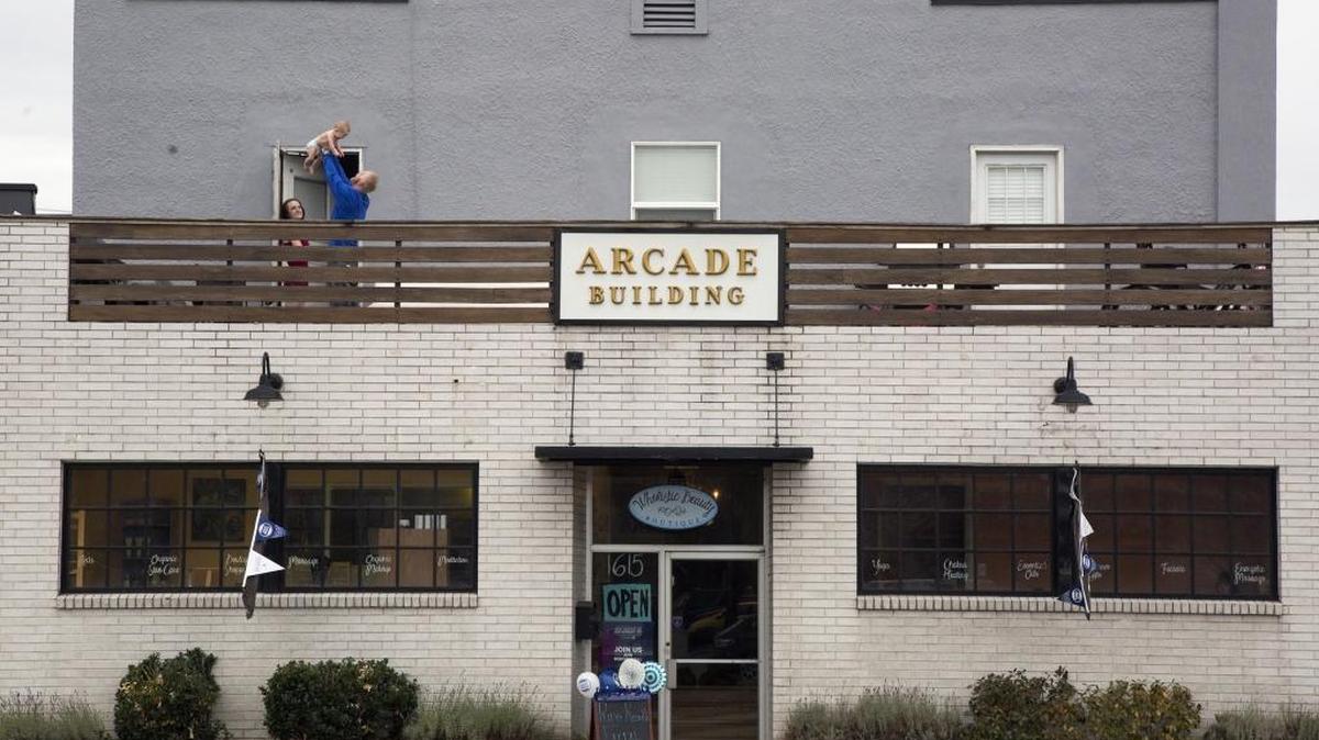 A developer has proposed removing the Arcade Building, which houses 23 apartments, and three houses to build a CVS pharmacy at State and 17th streets. The Boise P&Z denied an application for a drive-through last week; the developer could appeal that decision to the city council or change the application.