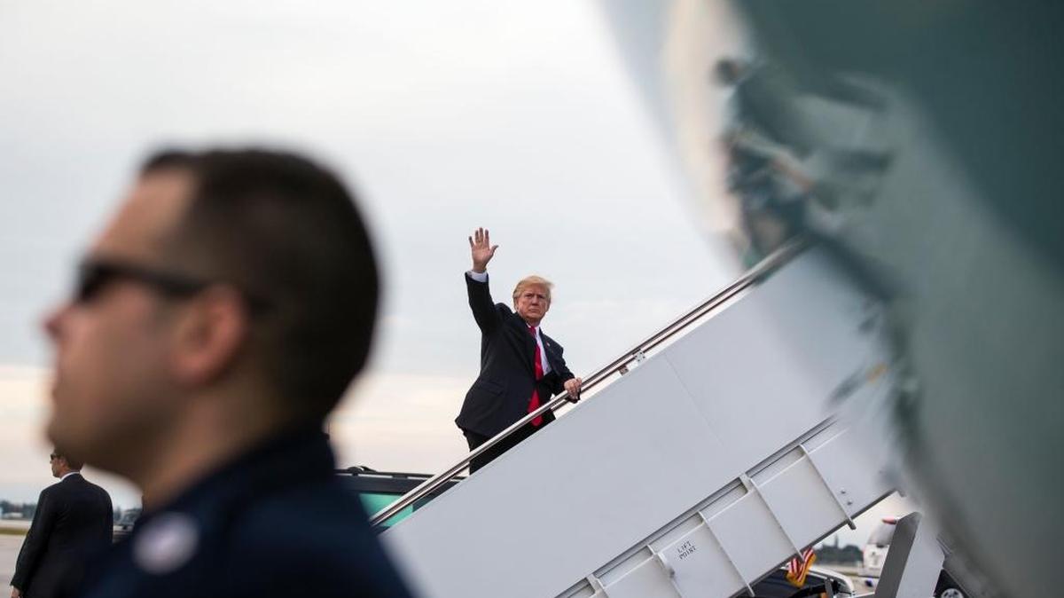 President Donald Trump boards Air Force One Jan. 1, 2018.