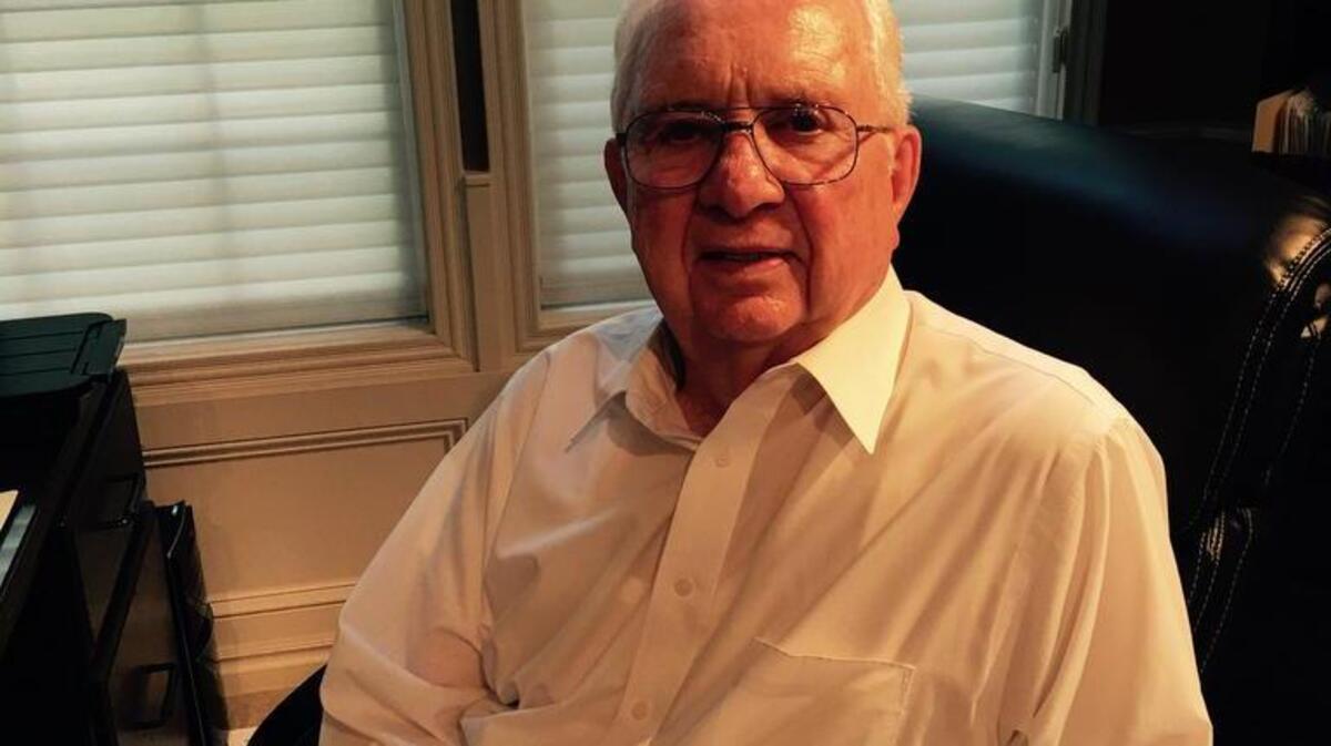 Robert E. Bakes