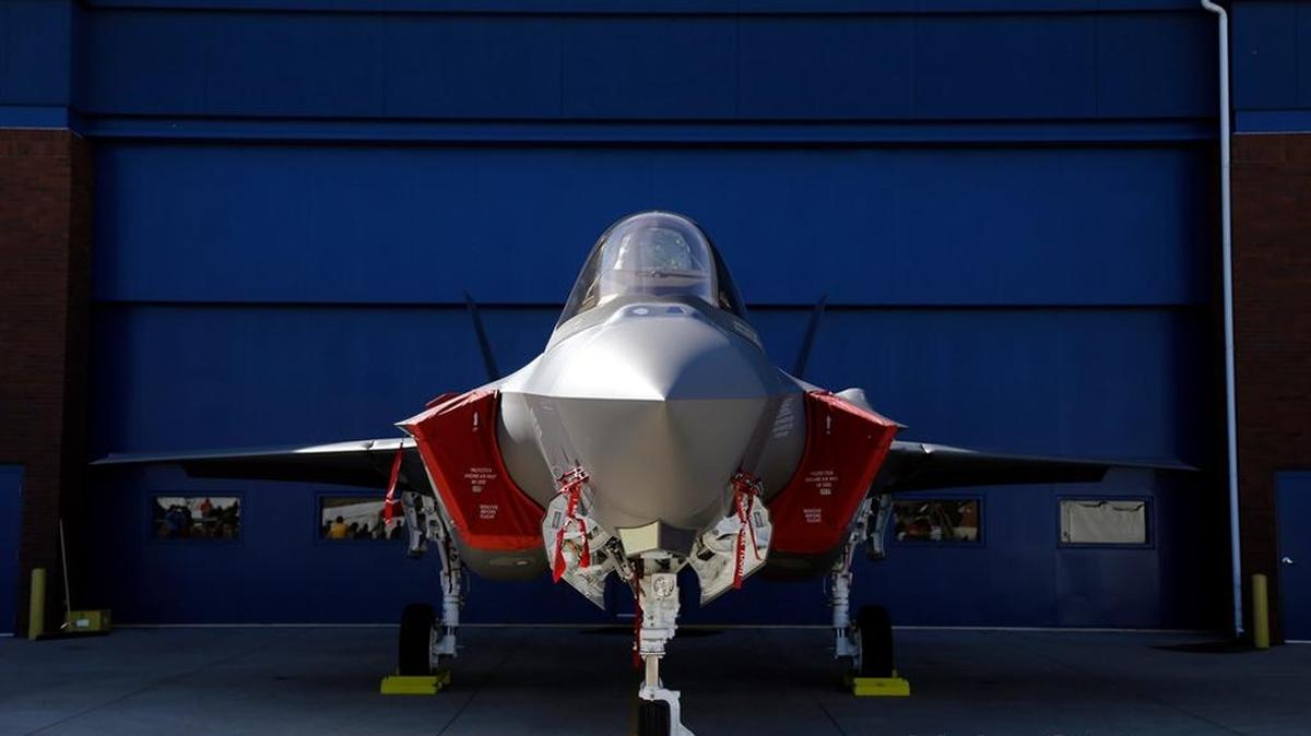 An F-35 fighter jet on display at the Gowen Thunder 2017 air show at Gowen Field in October 2017.