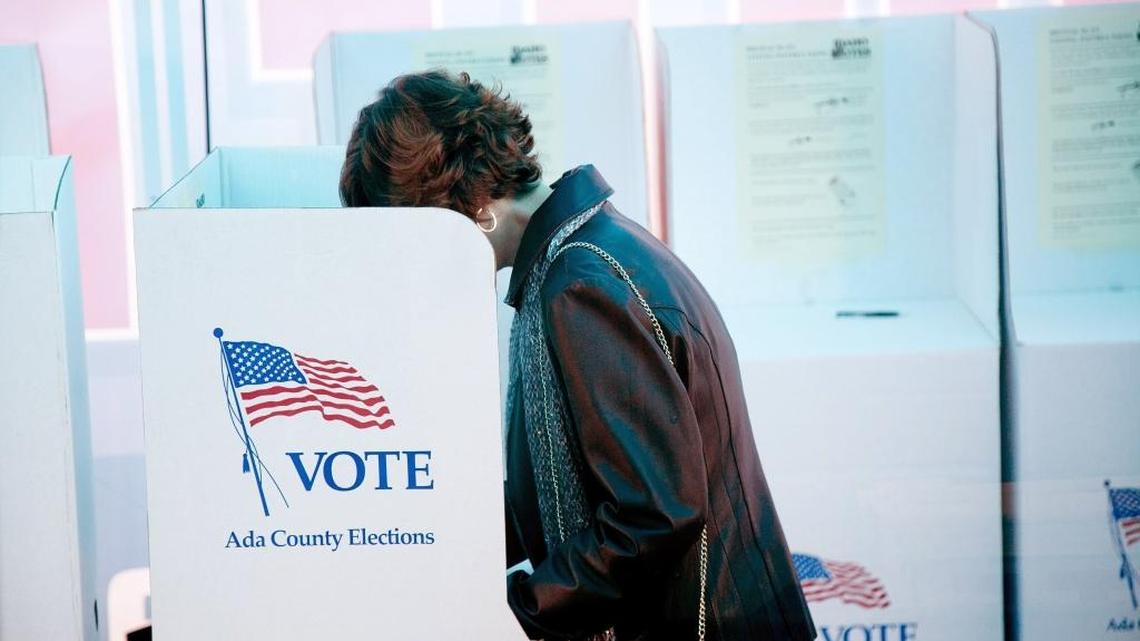 Voters cast their ballots at Ada County’s mobile unit in 2016. Political experts said voters are shortchanged when candidates refuse to debate, as several have done in 2022.