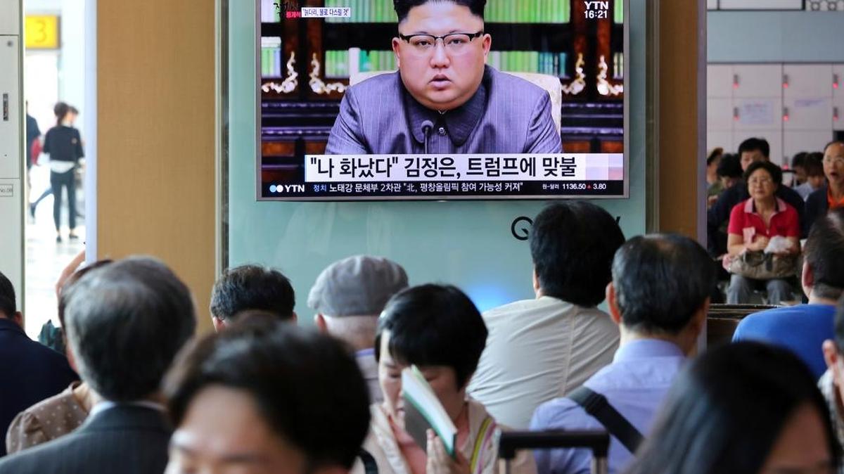 South Koreans watch North Korean leader Kim Jong Un deliver a statement in response to U.S. President Donald Trump’s speech to the United Nations. Kim called the U.S. president “deranged” and said he will “pay dearly” for his threats, a possible indication of more powerful weapons tests on the horizon.