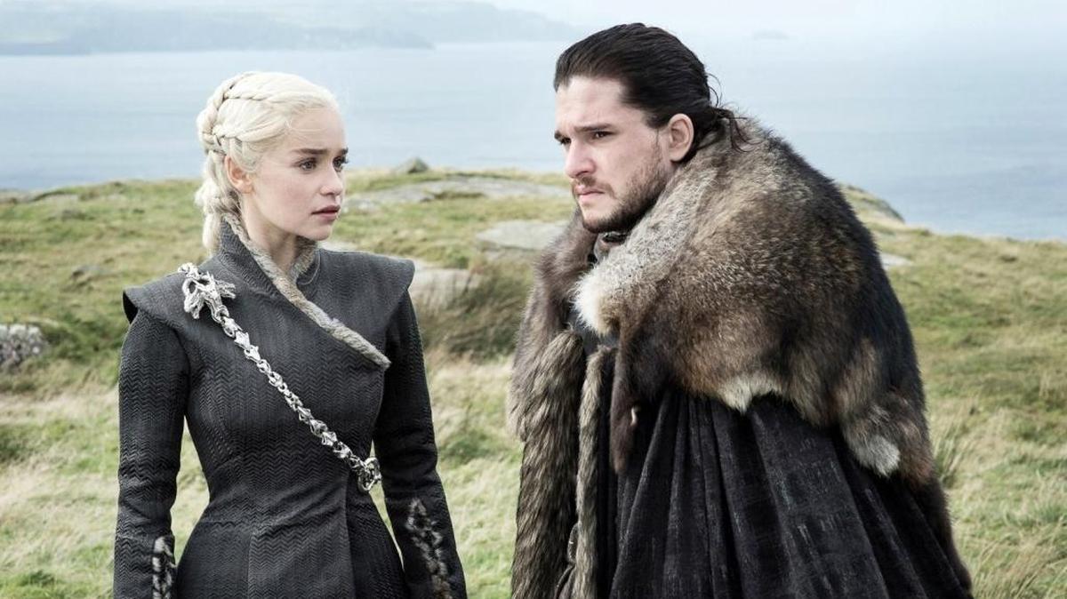 Emilia Clarke as Daenerys Targaryen and Kit Harington as Jon Snow in HBO’s “Game of Thrones.”