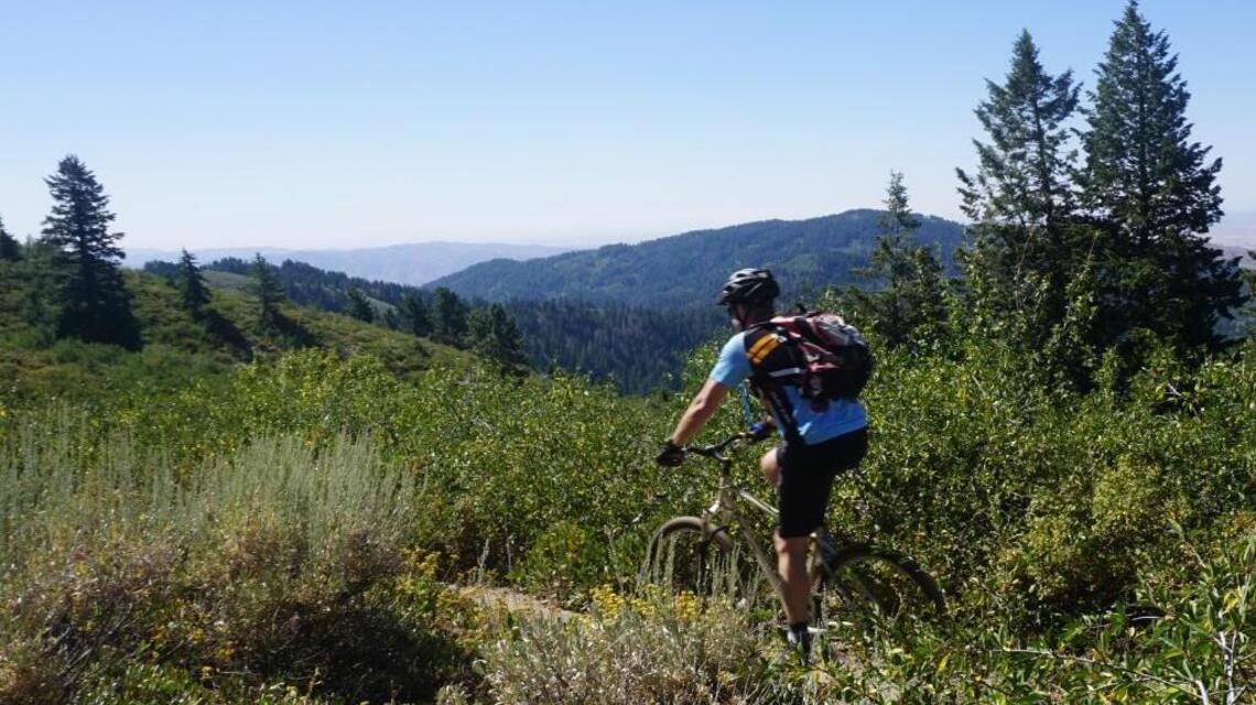 Runners, bikers to get weekly race series at Bogus — with room for beginners, experts