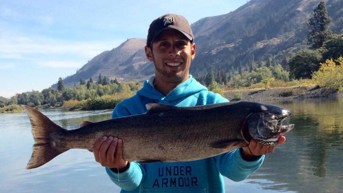 The Columbia River in eastern Washington is a great destination for catching Chinook salmon, sturgeon, walleye and more.