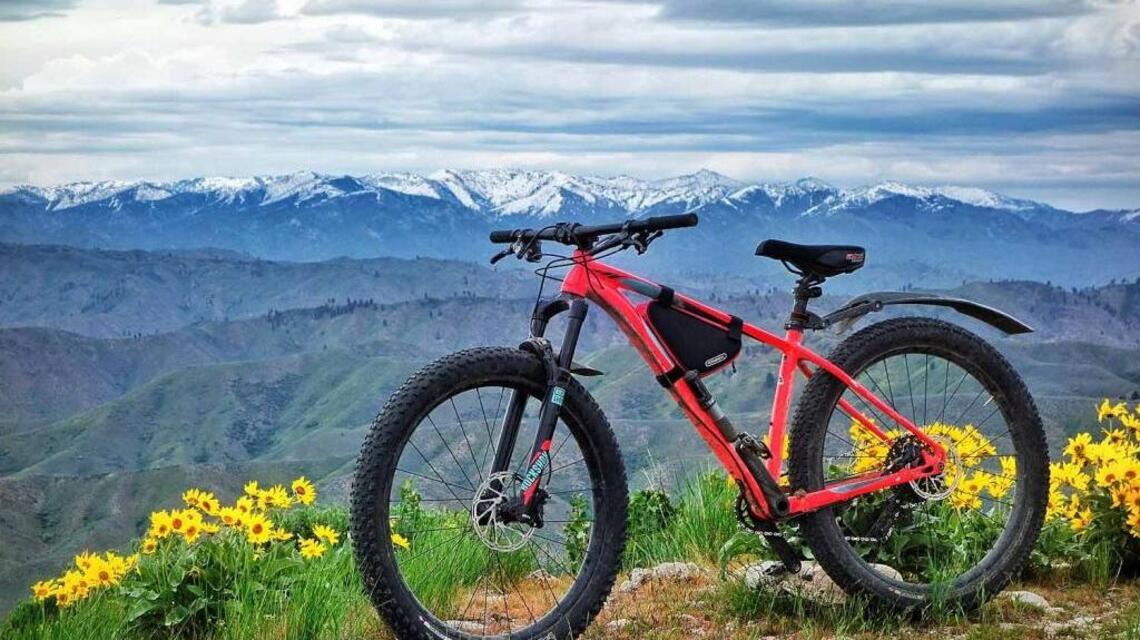 Man bikes, hikes to top of four Boise-area peaks in one day