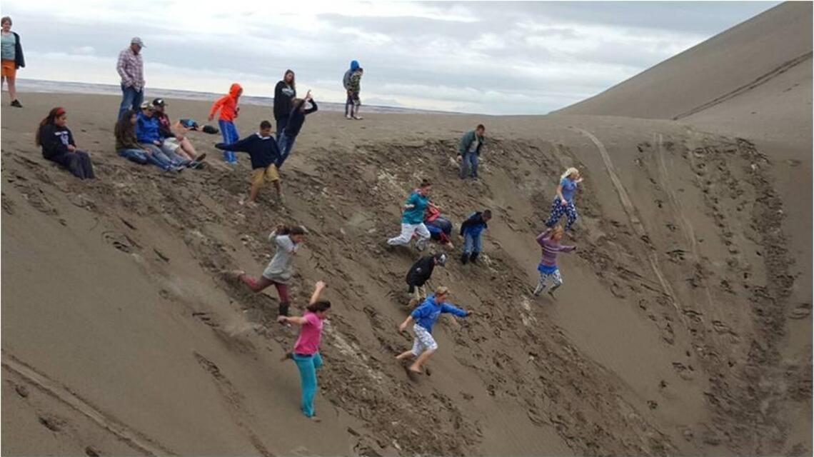 6th-graders recount ‘fun, crazy, weird’ trip to Bruneau Dunes