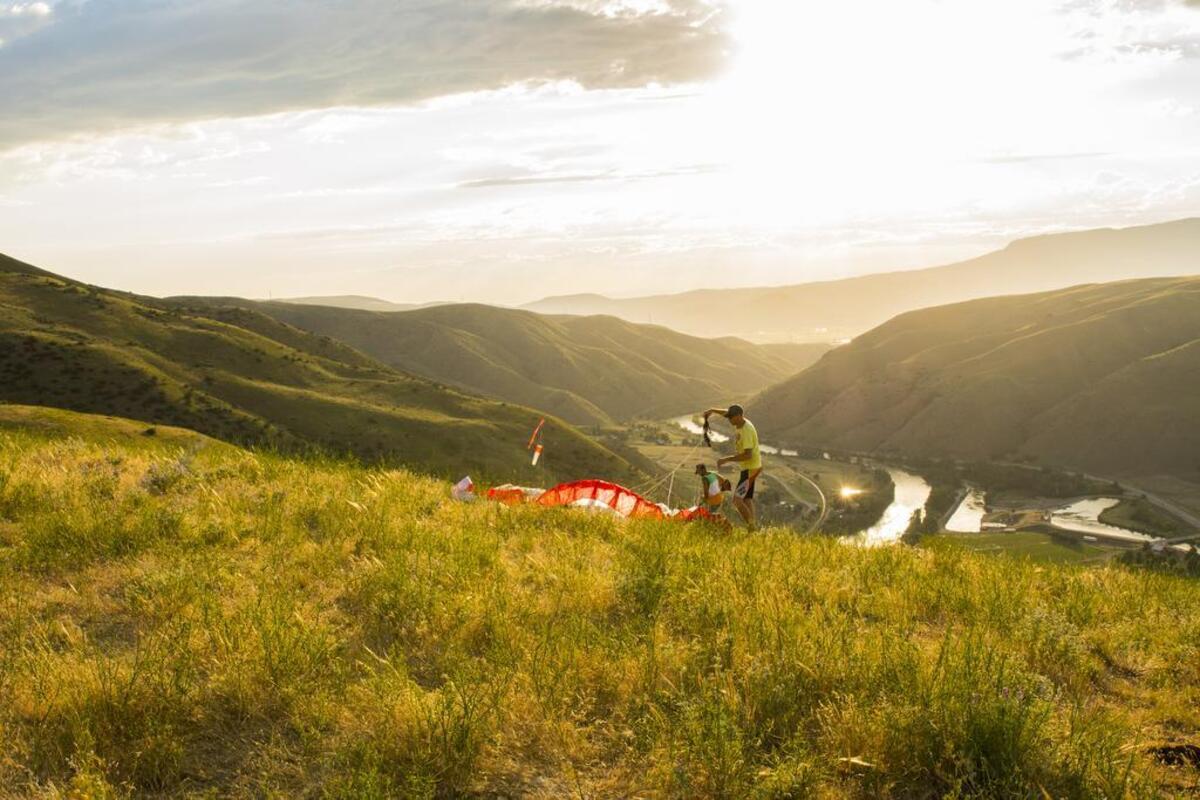 Owners of the Horseshoe Bend Flight Park say the area’s light winds and lack of heavily-wooded areas make it ideal for hang gliding and paragliding.