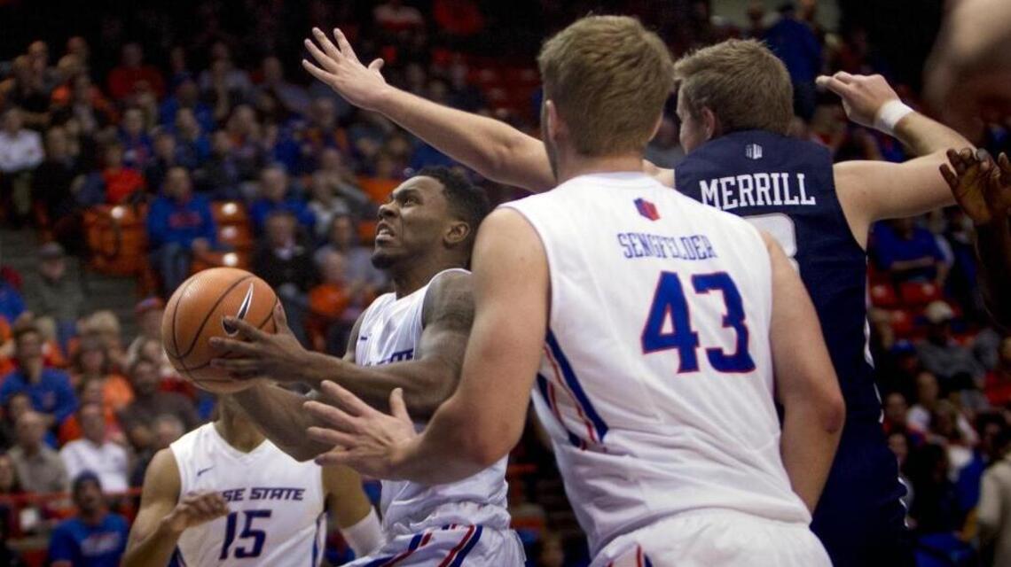 Boise State survives ‘rats in the sewer’ with clutch plays in closing minutes