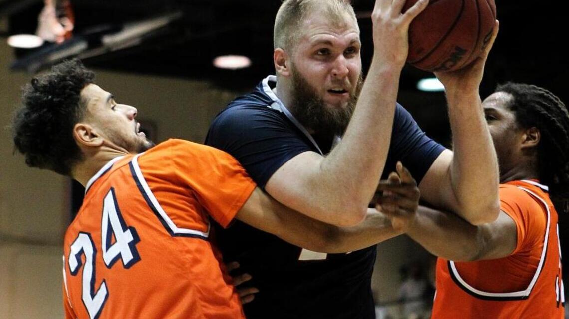 Gonzaga basketball moves to No. 1 for second time in school history