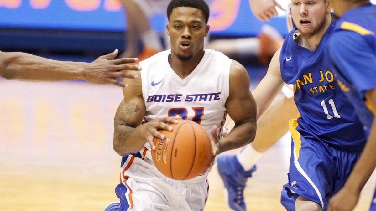 Boise State’s Montigo Alford controls the ball during the second half of a Jan. 21, 2015, game against San Jose State in Boise.