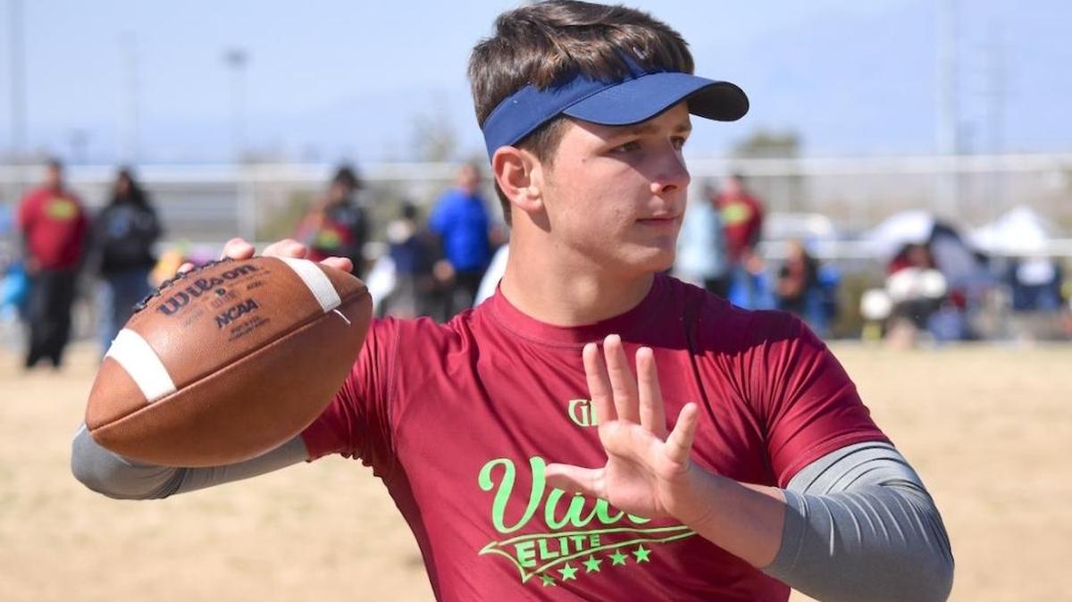 Perry High (Gilbert, Ariz.) quarterback Brock Purdy will visit Boise State this weekend after picking up an offer in late December. “I take control of the field when I step on it, everyone believes in me and my abilities,” Purdy said. “I think I have the intangibles, can break down the defense and I can extend plays with my legs.”