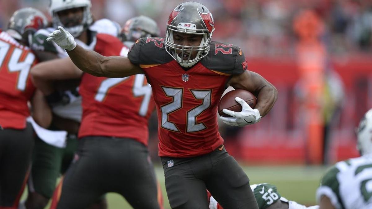 Tampa Bay running back Doug Martin runs against the New York Jets during the second half Nov. 12 in Tampa, Fla.