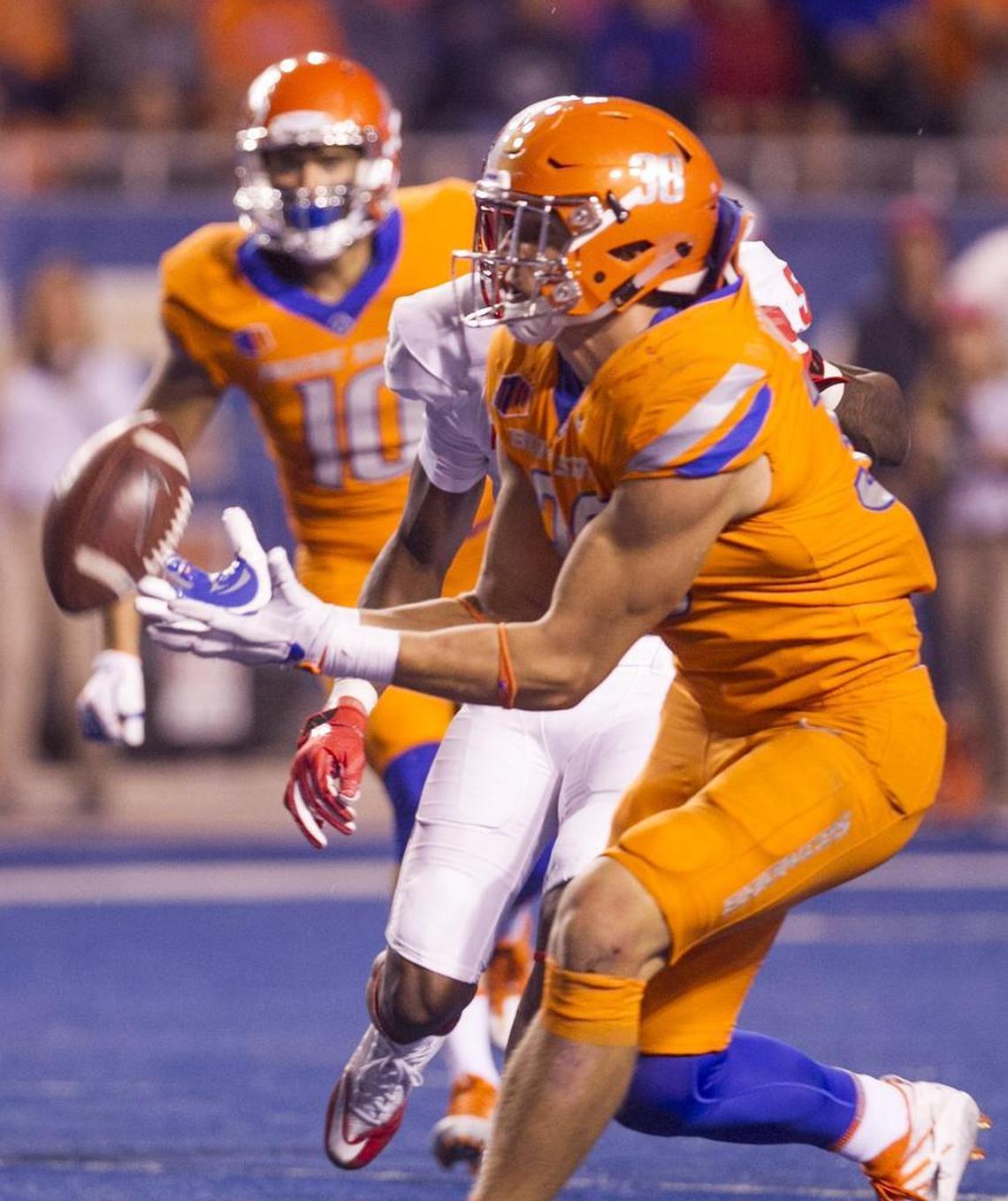 Boise State linebacker Leighton Vander Esch makes an interception during the fourth quarter last week against New Mexico. “It felt like it took a year for that thing to come down,” Vander Esch said of the ball, a floater set up by a hit on New Mexico QB Coltin Gerhart by linebacker Gabe Perez.