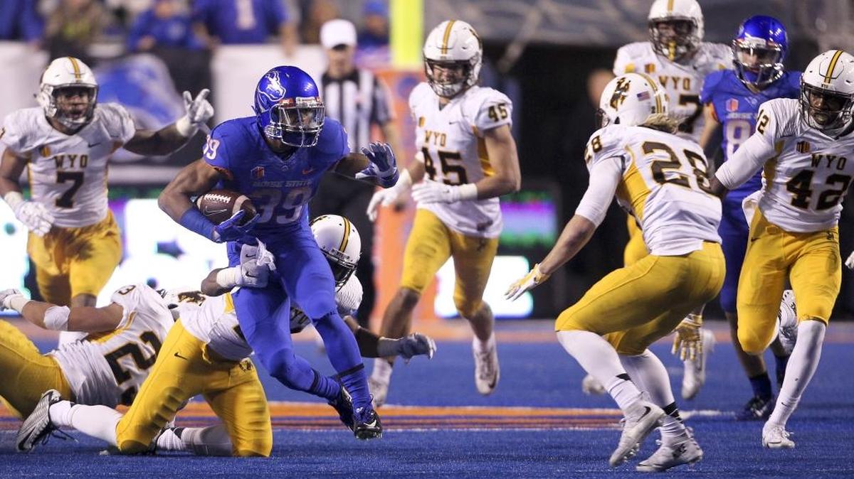 Jeremy McNichols had 26 of Boise State’s 32 carries by running backs last week against New Mexico. Kelsey Young, above, had five against the Lobos. He is second on the team in rushing yards (397) and touchdowns (six), and he and the other reserve tailbacks could get more touches Friday.