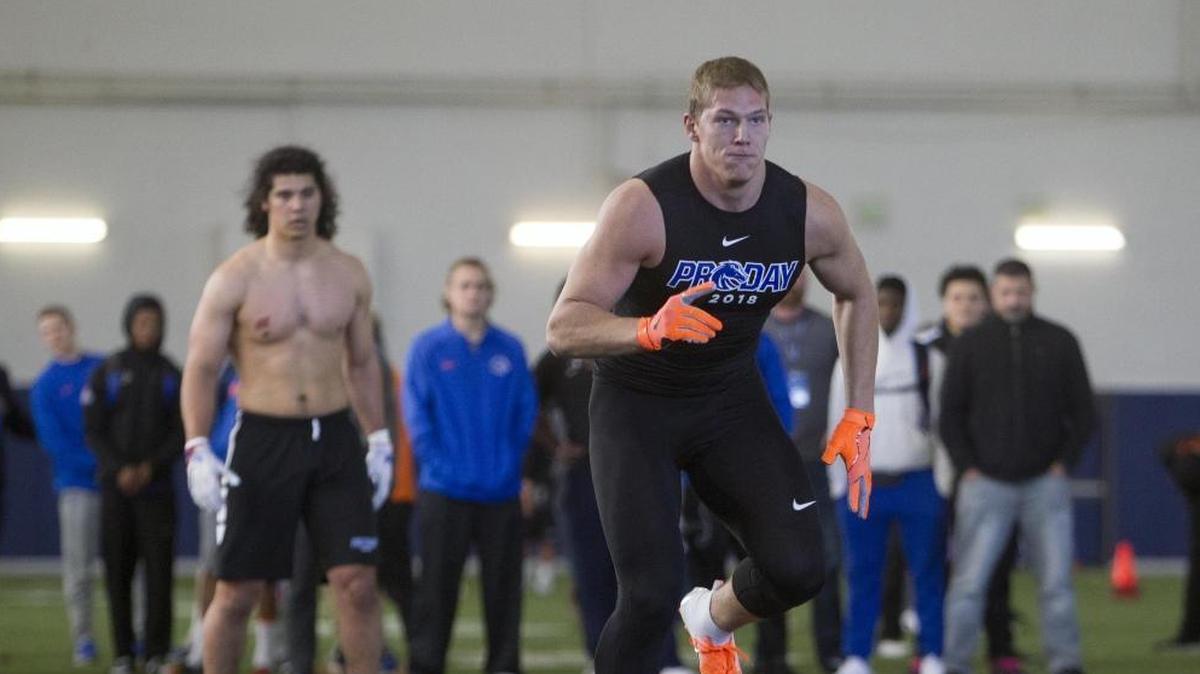 Former Boise State linebacker Leighton Vander Esch runs through drills designed the test his skills as NFL scouts collect data at pro day Tuesday, April 3, 2018 in Boise.