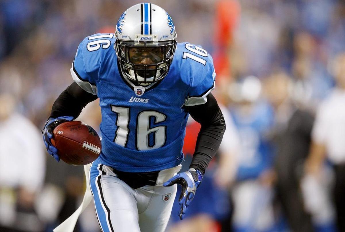 Detroit Lions wide receiver Titus Young makes a reception for a touchdown against the Minnesota Vikings on Dec. 11, 2011.