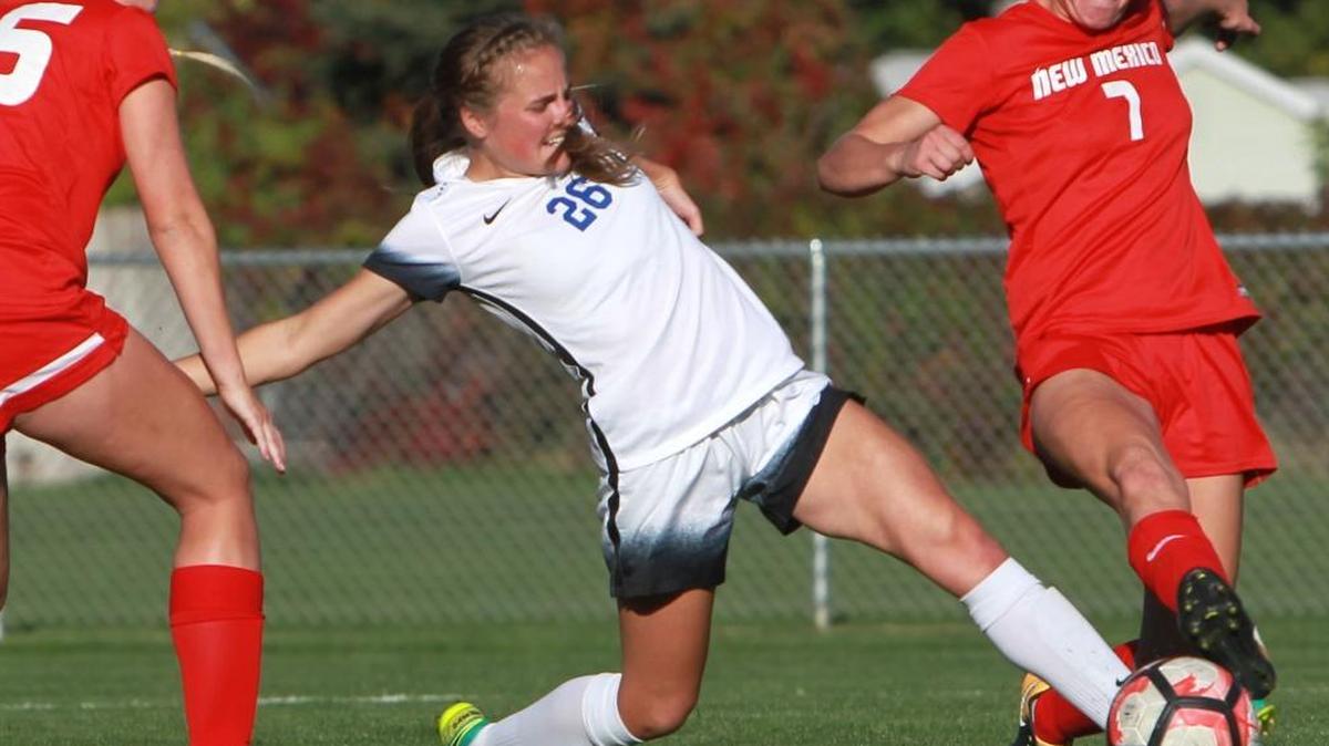 Boise State sophomore Raimee Sherle’s overall season totals for goals (16) and points (38) lead the Mountain West and rank No. 2 and No. 3, respectively, in the NCAA.