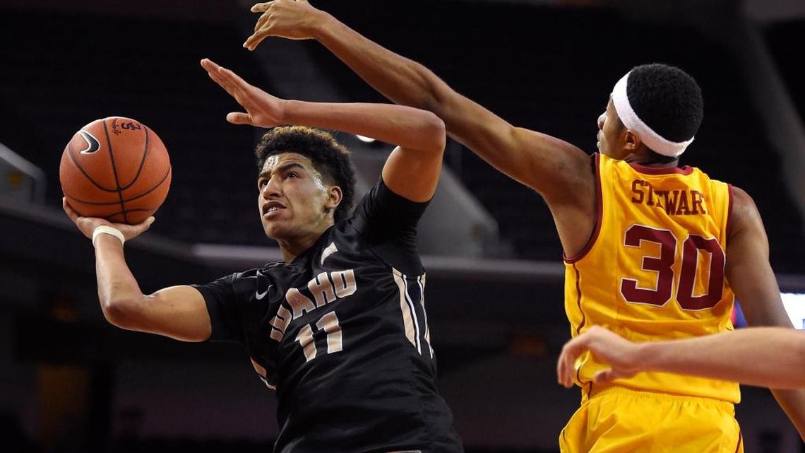 Idaho guard Victor Sanders, left, has removed his name from the NBA Draft.