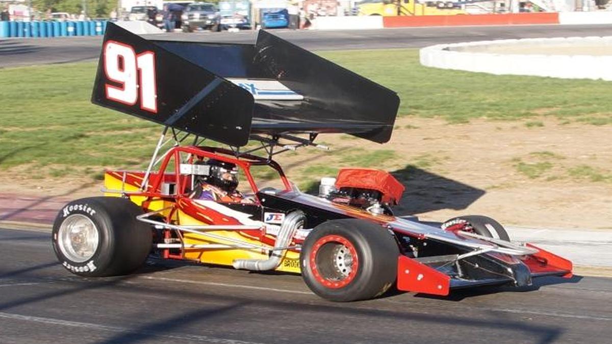 Bryan Warf of Meridian will pilot the No. 91 Super Modified, which is owned by Pat Russell, at Meridian Speedway’s Diamond Cup on Friday and Saturday.