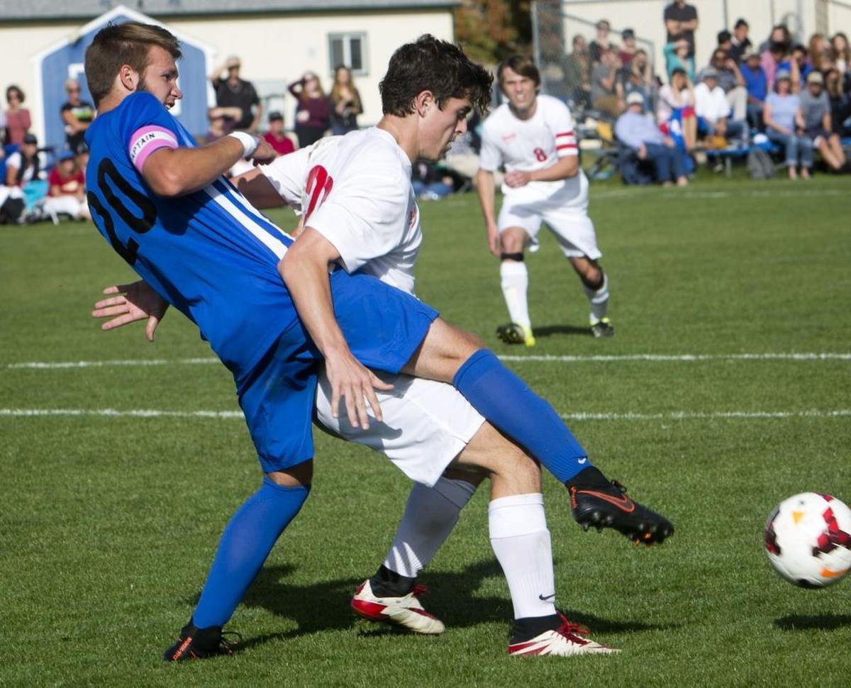 Boise forward Kaden Baratcart, center, scored 26 goals for the Braves last season.