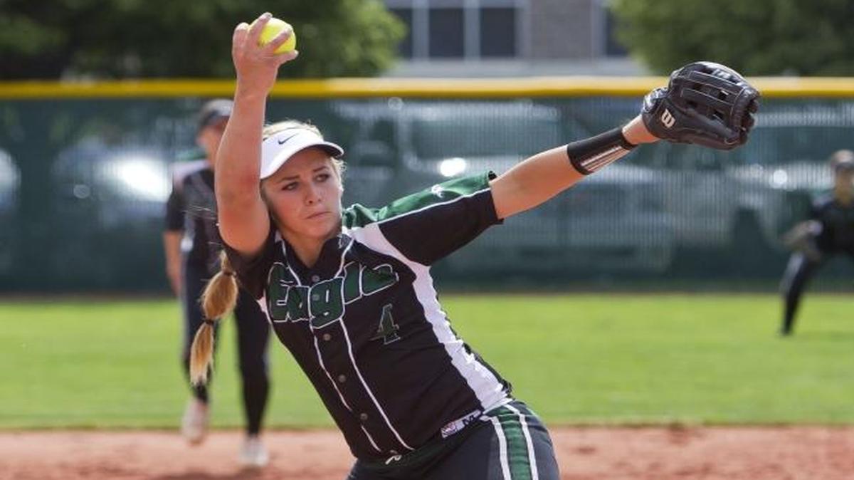 Eagle senior Bradie Fillmore pitches against Mountain View in the 5A District Three Tournament softball semifinals on May 10, 2016.