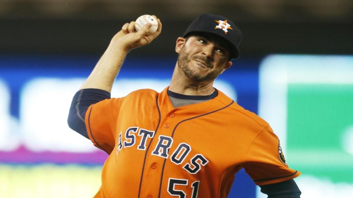 James Hoyt throws a pitcher against the Minnesota Twins last season in Minneapolis.