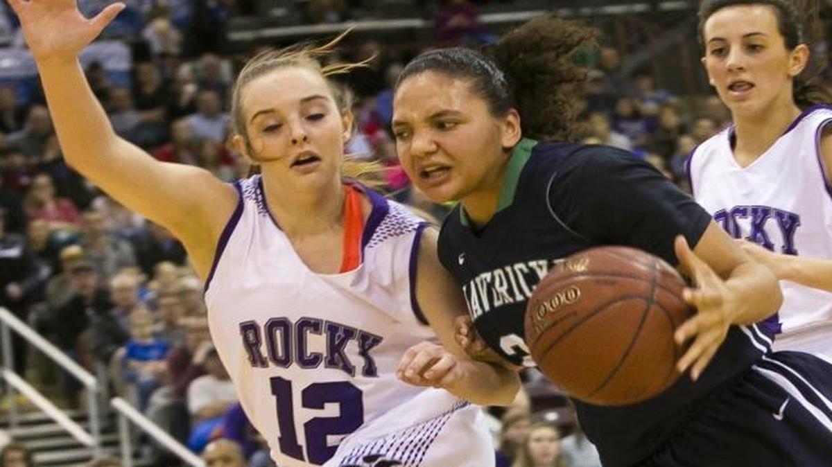 Mountain View point guard Destiny Slocum drives to the basket during last year’s state tournament at the Ford Idaho Center in Nampa.