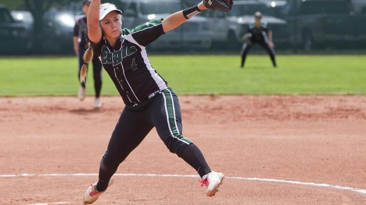 Eagle senior Bradie Fillmore pitches against Mountain View in the 5A District Three softball semifinals Tuesday, May 10, 2016.