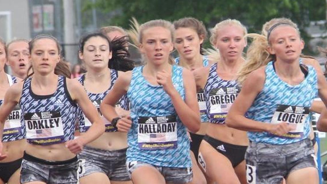 Mountain View freshman Lexy Halladay fended off some of the nation’s best to win the adidas Girls’ Dream Mile on Friday in Somerville, Mass.